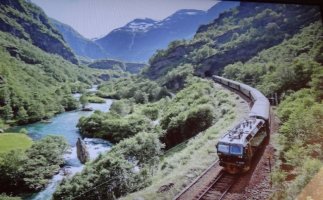 북유럽 4국여행....노르웨이 플롬산악열차 탑승 & 스웨덴 입국
