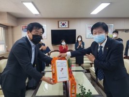 경산교육지원청, 스승의 날 기념 학교 방문 축하