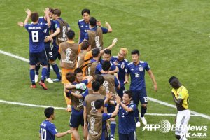'오사코 결승골' 일본, 콜롬비아에 승..4년 전 패배 설욕