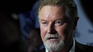 [ Don Henley ]Pairs Up With Dolly, Miranda, Jagger