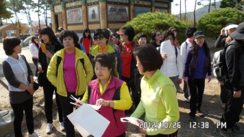 5- 2012.10.26 경남 문화탐방 /사양정사에서 나오면서 /정철스님 생가 유품전시관