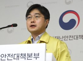 "총선 관련 코로나19 감염 없었다..'황금 연휴'에도 방역수칙 지켜 달라"