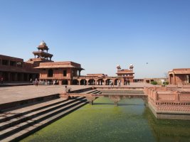 인도(India)-아그라(Agra)-파테푸르 시크리(Fatehpur Sikri)성-아누프 탈라오(Anup Talao, 인공연못)