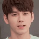 옹성우 프로필 촬영 중 멋짐폭발 이미지