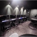 아지트 게임존 이미지