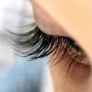 쉬즈래쉬(She's Lash) | [메이블린마스카라] 짧고 쳐지는 속눈썹, 마스카라 하나로 해결하기!