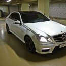 benz/E63AMG/11년식/32500km/(은색)화이트펄 랩핑/무사고/6500만원 이미지