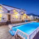 메뚜기 펜션 이미지