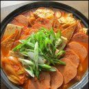 니가 제일 만만해~~스팸 김치찌개 이미지