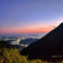 금오산 약사암 재래식 화장실 이미지