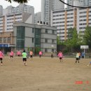 5월 18일(일)골대 새망 설치와 비오는 날의 축구 이미지