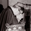 연극 추기경 김수환 이미지