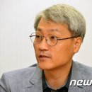 문재인 '1수업 2교사제' 타당성 검토해야…고비용·저효율" 이미지