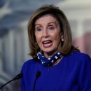 San Francisco salon owner closes shop after Nancy Pelosi face mask controve 이미지