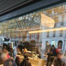 케이트레이드 | 성지] Lune Croissanterie 시티점: 빗속 30분 웨이팅 '인생 크루아상' 찐 후기! (ft. 아몬드, 뺑오쇼콜라)