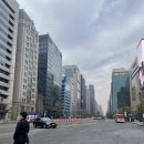 크림슨빌딩 앞 | 쉬었음 끝난 청년