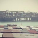 수에즈운하 선박운항 '스톱'…400ｍ 컨테이너선에 가로막혀 아시아-유럽 글로벌 교역의 동맥 이미지