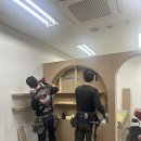 꾸밈뷰티컴퍼니 | 뷰티샵거울 조명 가벽 디자인 이렇게 해보세요