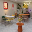 허니도그 | 비비드한 감성에 반한 수진역 카페, 도그와인133