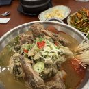 운암감자탕 | 맵지 않은 감자탕과 미나리 회무침 ‘범골 오산 운암점’에서 먹어봤어요!