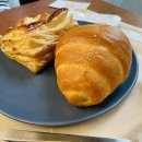 지축초등학교 | [지축 카페-동그라미베이커리] 조용하게 소금빵에 아이스아메리카노 한잔하며 힐링하기 좋은 카페