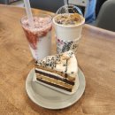 수원-1131 | 수원 인계동 카페델로 헤이즐넛라떼와 딸기라떼 후기