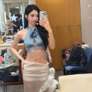 "이 정도였다고?"…조이, 군살 zero 슬렌더 몸매 독보적인 슬렌더 몸매와 청순한 비주얼 이미지