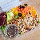 맛있어 | 윤식단 맛있어 라인 샐러드 내돈내산 솔직 후기 1(보리유부초밥/핫도그/파스타)