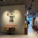 파스쿠찌용산더 | 용산 카페 파스쿠찌 메뉴 가격 커피 케이크 후기
