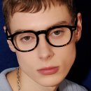 투페이스안경 이미지