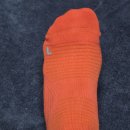 쨍세탁 | 아일 러닝 양말 컴프레션 삭스 추천 러닝 후기