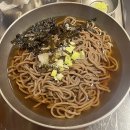 횡단보도 앞(가리봉동 121-44)(2) | [여행] 고성에서 추억 만들기 🤍:어부산장, 회제작소, 속초항찜, 호호앤트