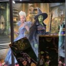 제기역 5번출구~6번출구 | [팝업] 위키드: 포 굿 팝업 후기 | 예약 방법, MD 재고