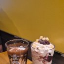 컴포즈커피용인상현원희 | 용인 김량장동 카페 컴포즈 신상 메뉴 추천 인절미 컵빙 & 바닐라크림라떼 가격 칼로리 내돈내산