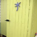 바닷가 작은 집 이미지