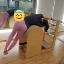 자세교정 필라테스 이미지