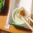 파스타 먹은 닭 이미지