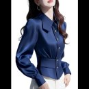 맵시크리닝 | 우아함이 빛나는 여성 프렌치 새틴 셔츠 출근룩 블라우스 스타일 완성