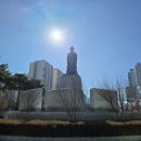 송상현공 동상 이미지