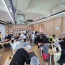 가족과 함께 쿠키만들기 이미지