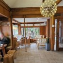 교동장독대마을 | 전주 한옥마을 카페 추천 이르리, 외국인 관광객들이 찾아오는 대형카페