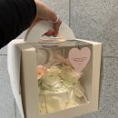 [범계 레터링케이크] 감각적이고, 귀여운 지지케이크(zizi cake) 생화케이크 주문제작 후기