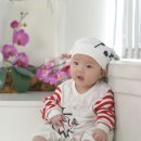 귀여운아기 이미지