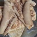 원조꼬리치는돼지 이미지