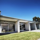 Brown house 이미지