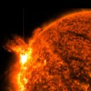 강력한 태양 스팟 지역이 지구로 향하고 있음 이미지