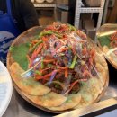 속초산오징오 | 속초 중앙시장 맛집 원조 소문난 무침회, 야식으로 먹기 좋은 상큼한 오징어무침과 꼬막무침
