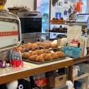 하이드아웃 | 맥시멀리스트의 작업실 같은 일산 카페 ‘하이드 아웃’, 아쉬웠던 후기