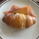 신안초등학교 | 진주 신안동 소금빵 맛집 커피홀 후기