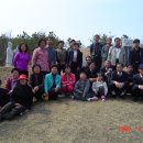 2005 조상 묘소 참배 사진(경북 안동 풍천면 신성리 1세 홍지경, 3세 홍유 묘소) - 위 사진 모두는 2005년에 참배한 사진임 이미지